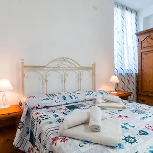 Con Bagno Isabel Apartamento Cala Gonone