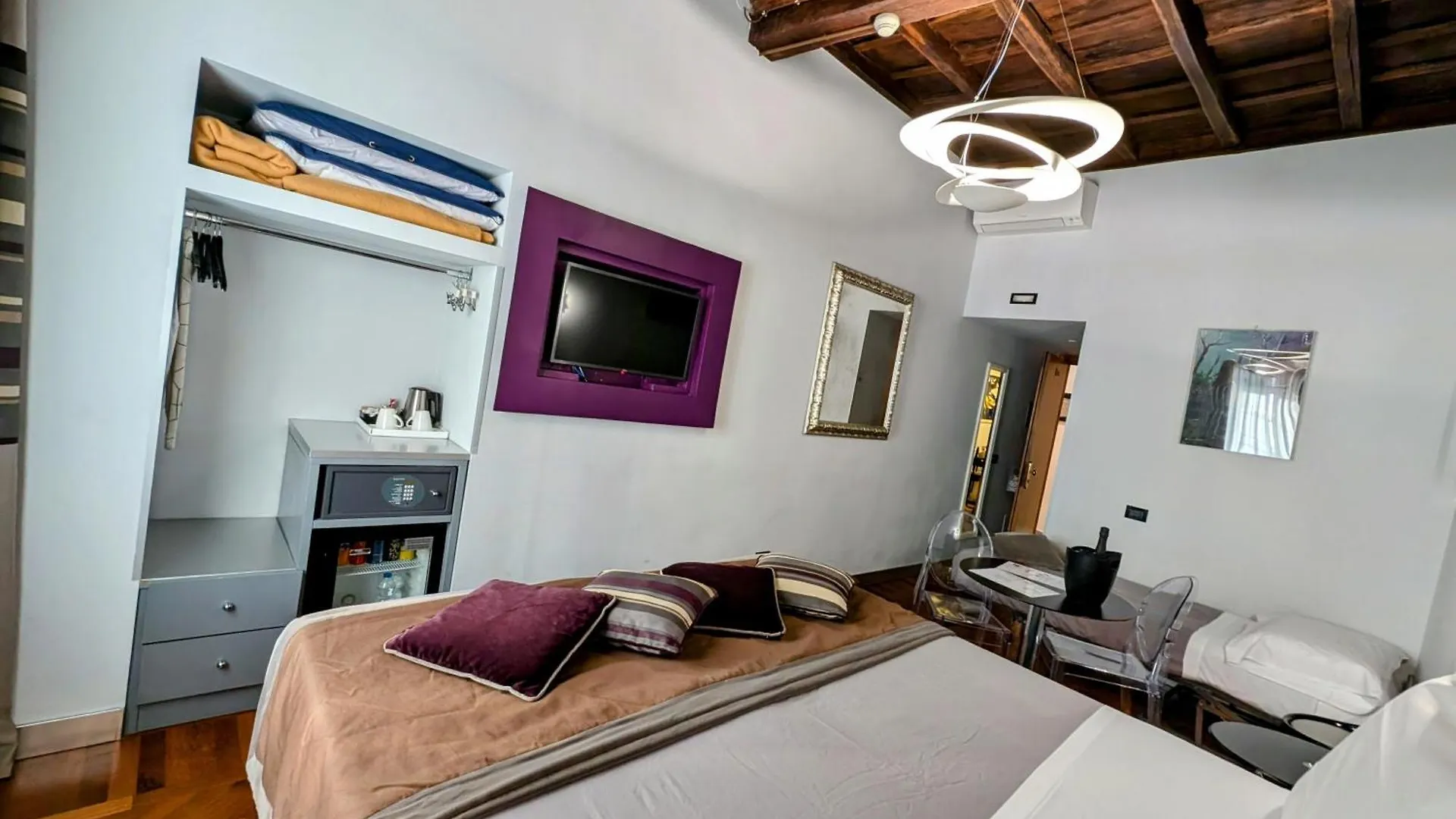 Alojamento de Acomodação e Pequeno-almoço Relais Forus Inn Roma
