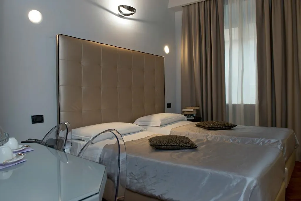 Relais Forus Inn Roma Alojamento de Acomodação e Pequeno-almoço