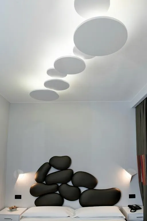 Relais Forus Inn Roma 3*,